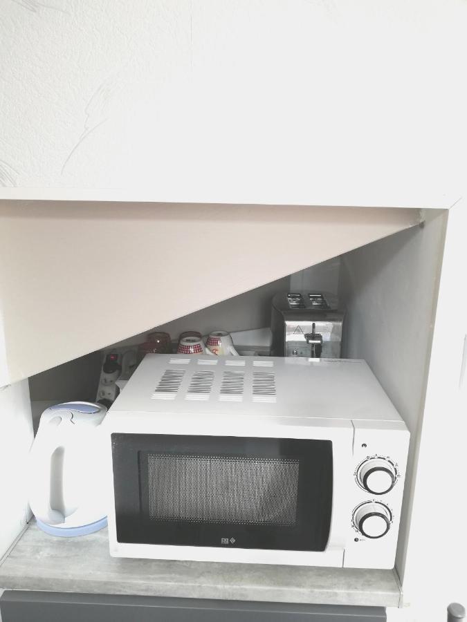 Du Coq A L'Ame Panzió Naves  Kültér fotó
